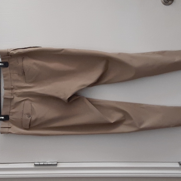 Nike DRI-FIT men's pants tan - Picture 2 of 8